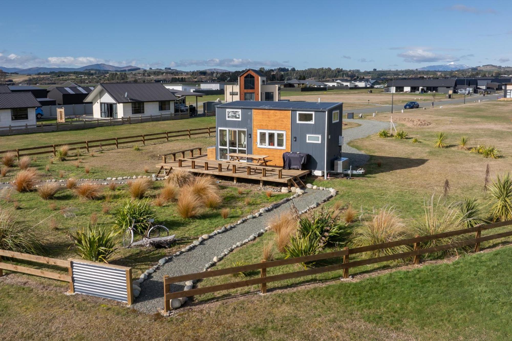 Tiny Piece Of Paradise - Te Anau Tiny House ภายนอก รูปภาพ