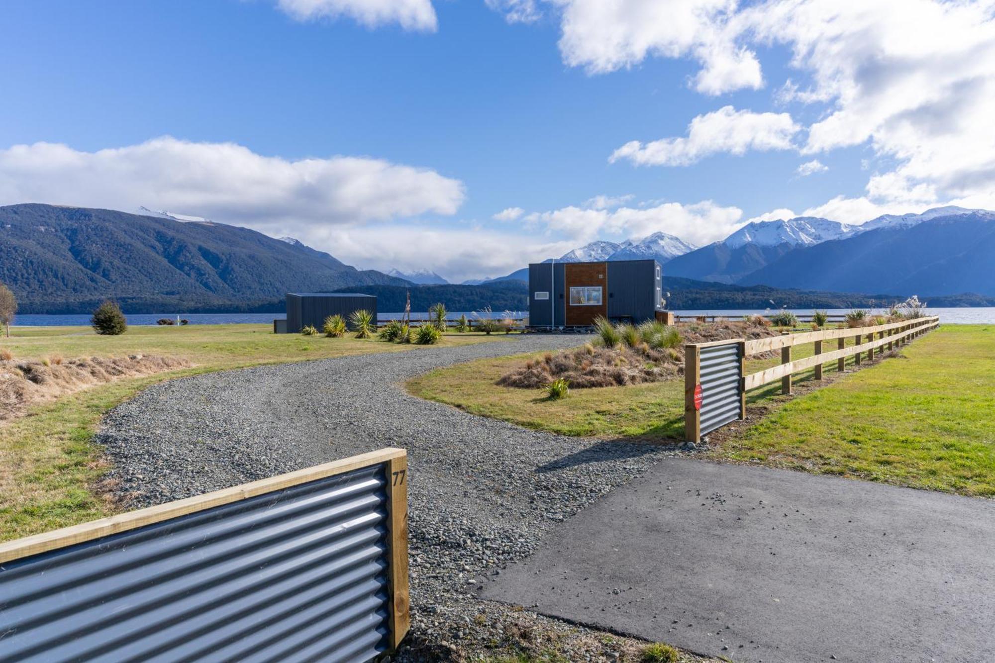 Tiny Piece Of Paradise - Te Anau Tiny House ภายนอก รูปภาพ